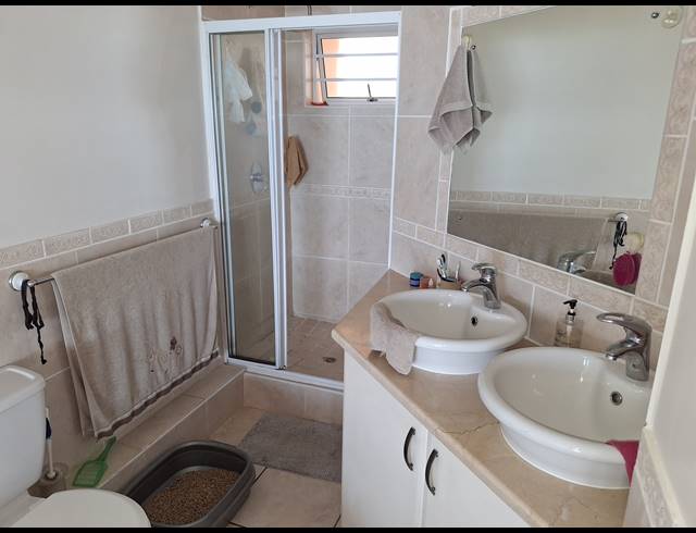 3 BEDROOM APARTMENT FOR SALE IN WOODGRANGE